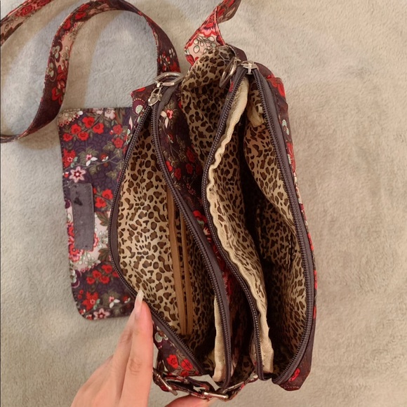 Red Pink Floral Summer Messenger Handbag - Picture 3 of 7